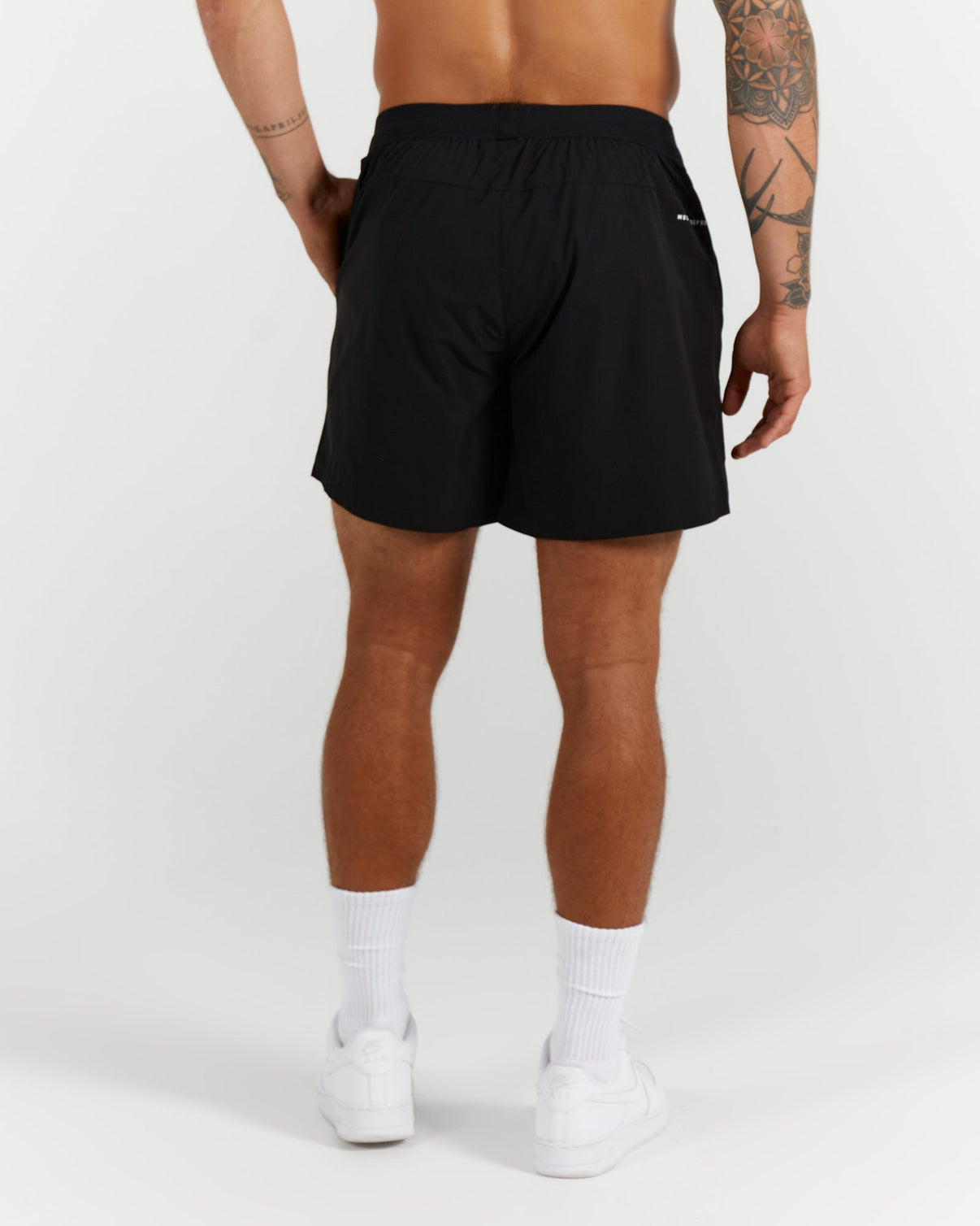 Compound Shorts 5" – Black